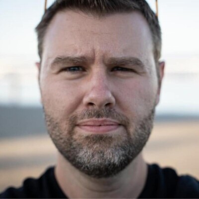 Headshot of Clif Griffin